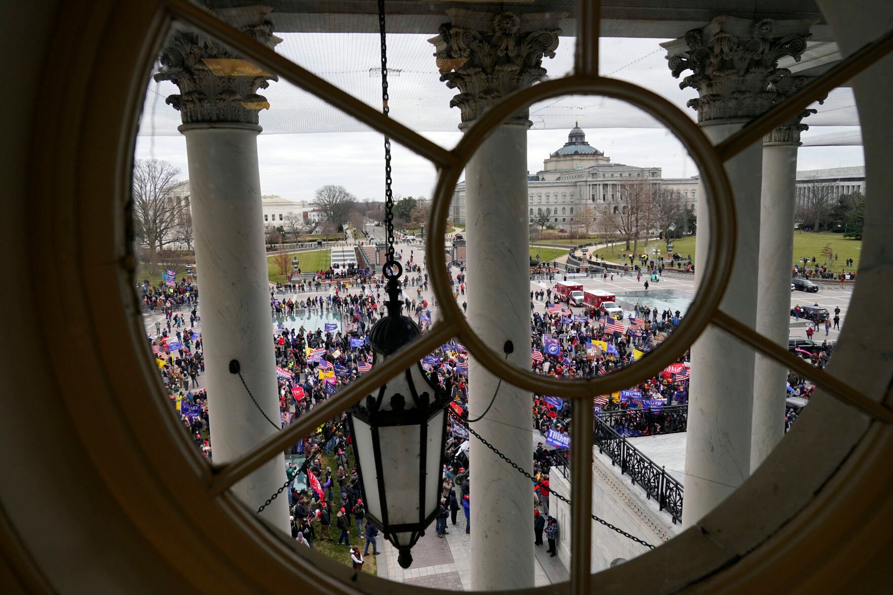 Capitol Riot Images of the Day